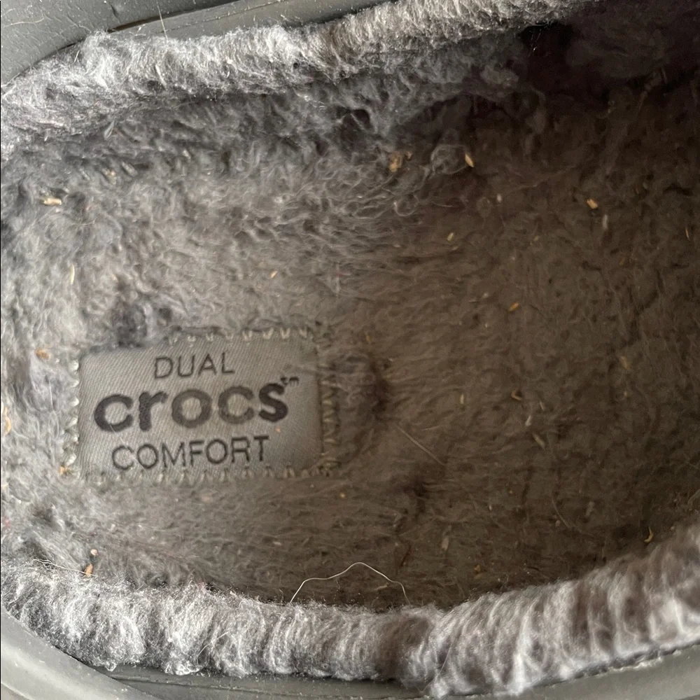 Crocs Men's Gray Dual Comfort Lined Clogs. Good Condition. Size 12.
